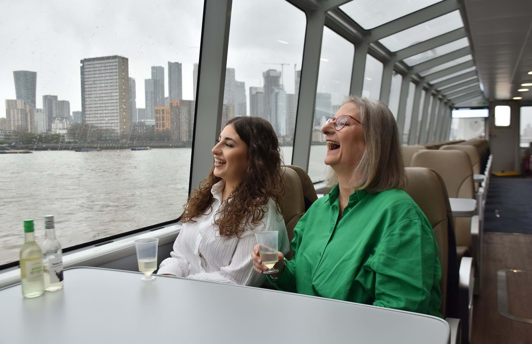 Mother and daughter (Liza)