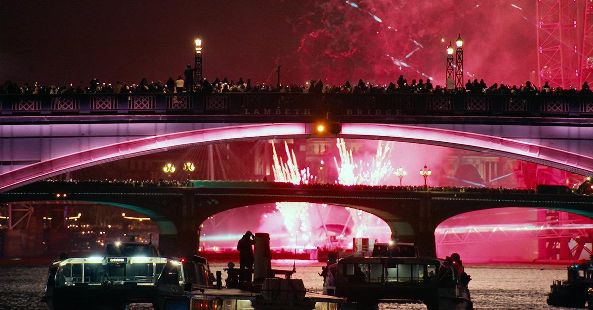 Boat Fireworks 1200X628